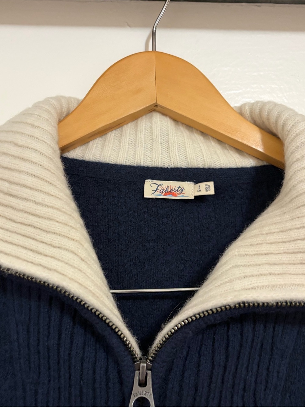 Faherty Saturday Quarter Zip Pullover Sweater Merino Wool & Cashmere Navy - Picture 5 of 9